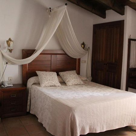Hotel La Villa Requena Exteriör bild